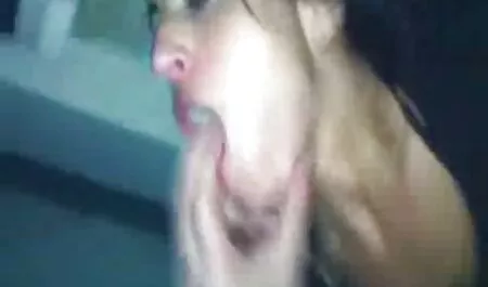 Milf manoseada por el pene de un extraño entre big big wet videos de sexo casero duro oil