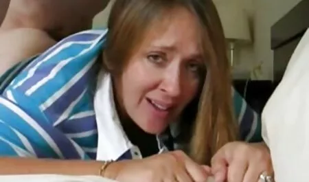 Mamada de un gran amigo de videos xxx de sexo fuerte su hijo