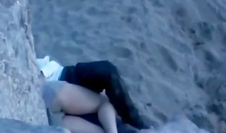 Plomero, lesbianas follando duro una amante en el vacío