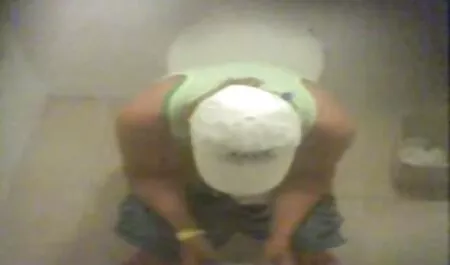 Alternando agujero con su dulce boca videos xxx cojiendo duro