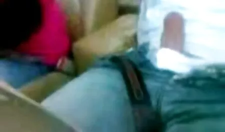 Pasión al trabajar con el jefe porno duro con viejos