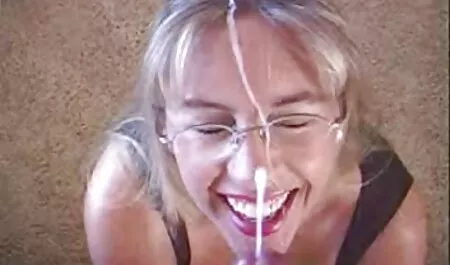 La fiesta de estudiantes terminaría con sexo en grupo xxporno duro