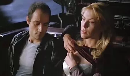 Chupando straponnya en, cuando un hombre quiero ver videos de sexo fuerte cocina caliente