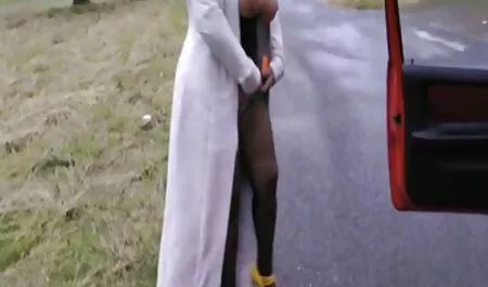 El pezón es Rojo en la parte sexo anal duro videos superior de la motocicleta