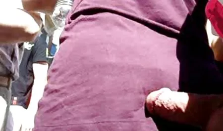 Mamá de repente decidió xxnx duro chupar la hija de su hijo