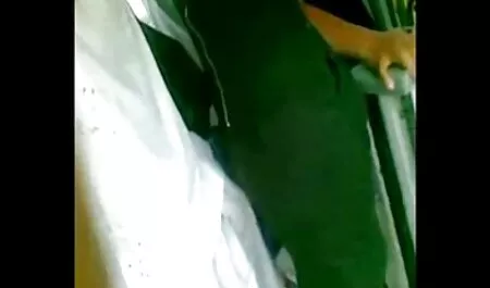 Pelirroja En Medias Pelirroja amantes en video teniendo sexo duro su casa