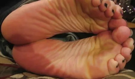 Mamá videos de sexo fuerte gratis apretó sus grandes piernas azules delante de la webcam