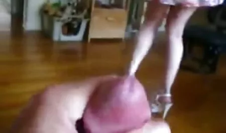 Sexo bien duro por el culo con coche sexo, bella