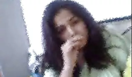 Stevie Shae en un masaje muestra shmonka en aceite videos de sexo duro con viejos