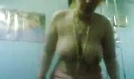 Tres experiencias, acariciar la sexso duro xxx lengua