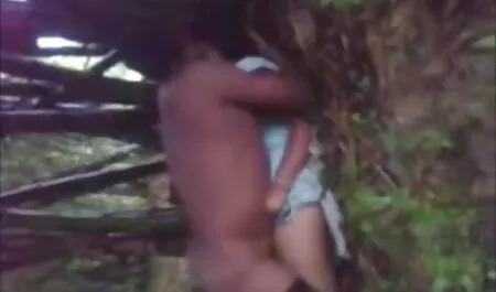 Es apasionado y áspero señoritas follando duro con un socio