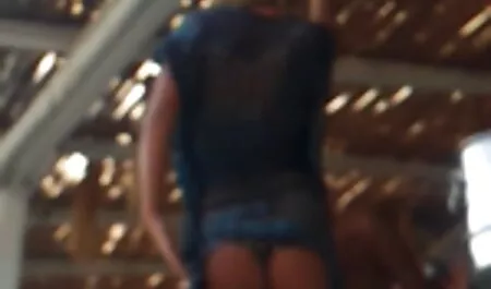 Bronceado, gran polla en videos d sexo duro el trabajo